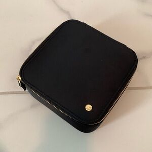 Stoney Clover Ln. Travel Case